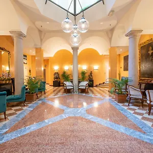 4* Ξενοδοχείο Regina