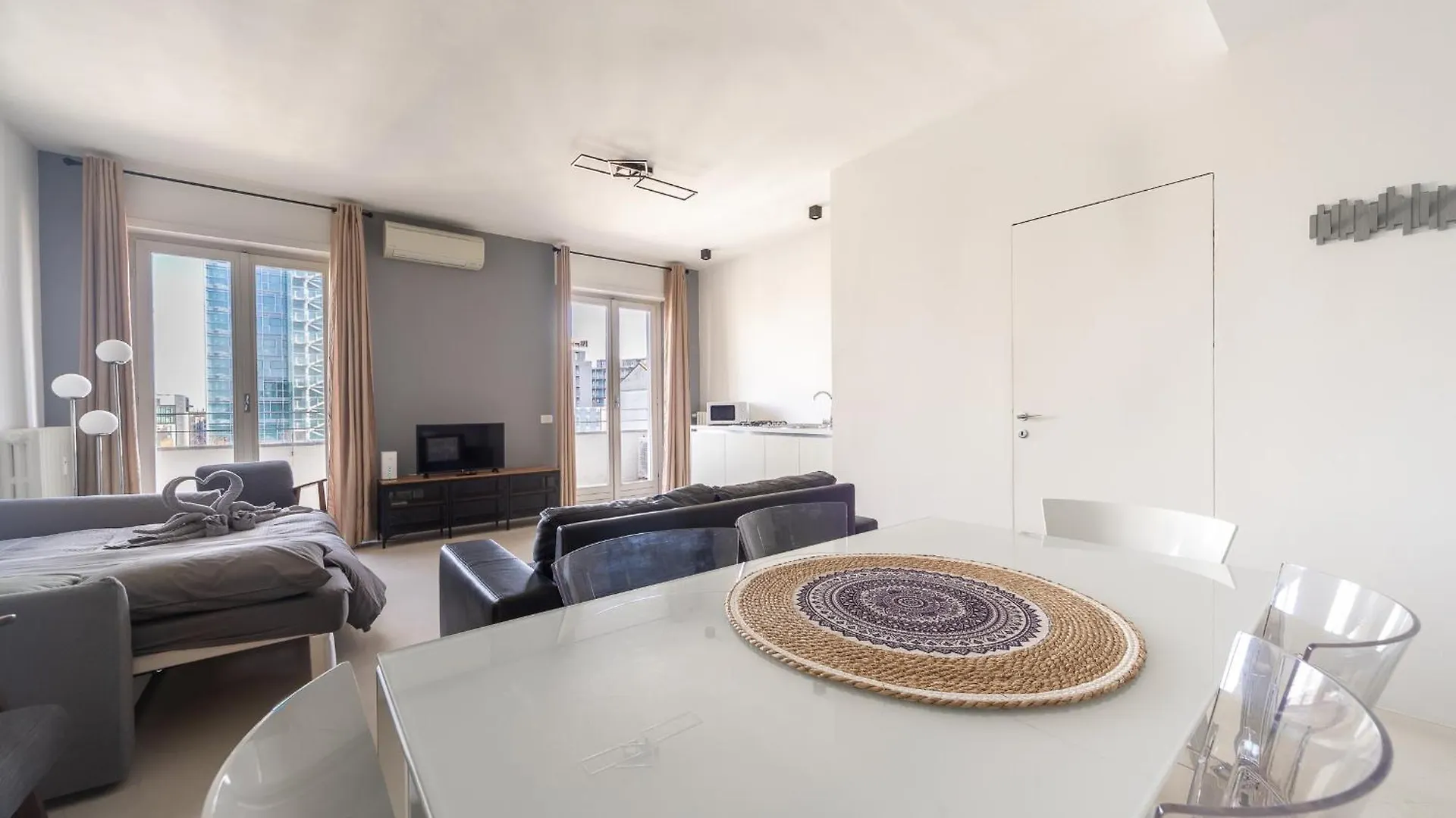 La Vista Sulla Citta - 8Vo Piano Attico Mozzafiato Apartment Milan