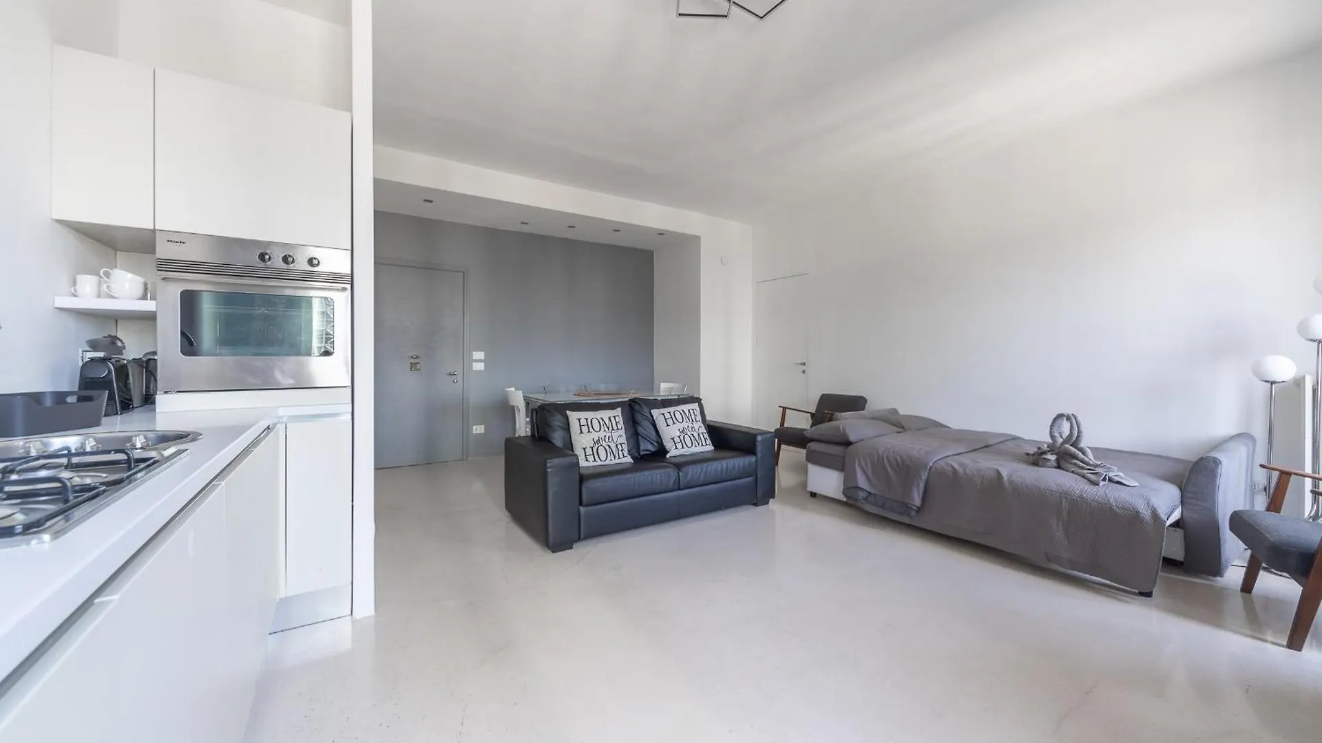 La Vista Sulla Citta - 8Vo Piano Attico Mozzafiato Apartment Milan